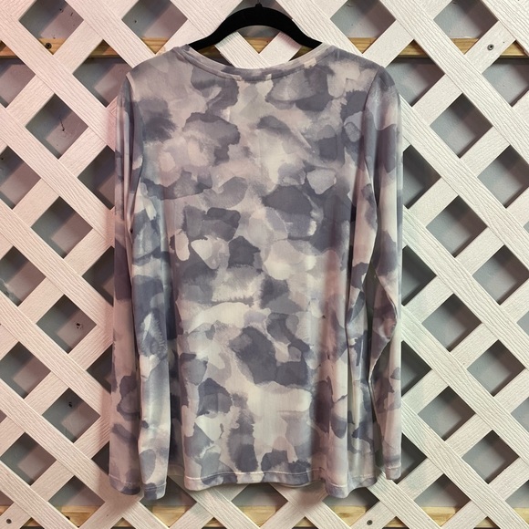 LOGO Layers by L Goldstein  Watercolor Printed Mesh Button Cardigan Pearl Small - Picture 3 of 4